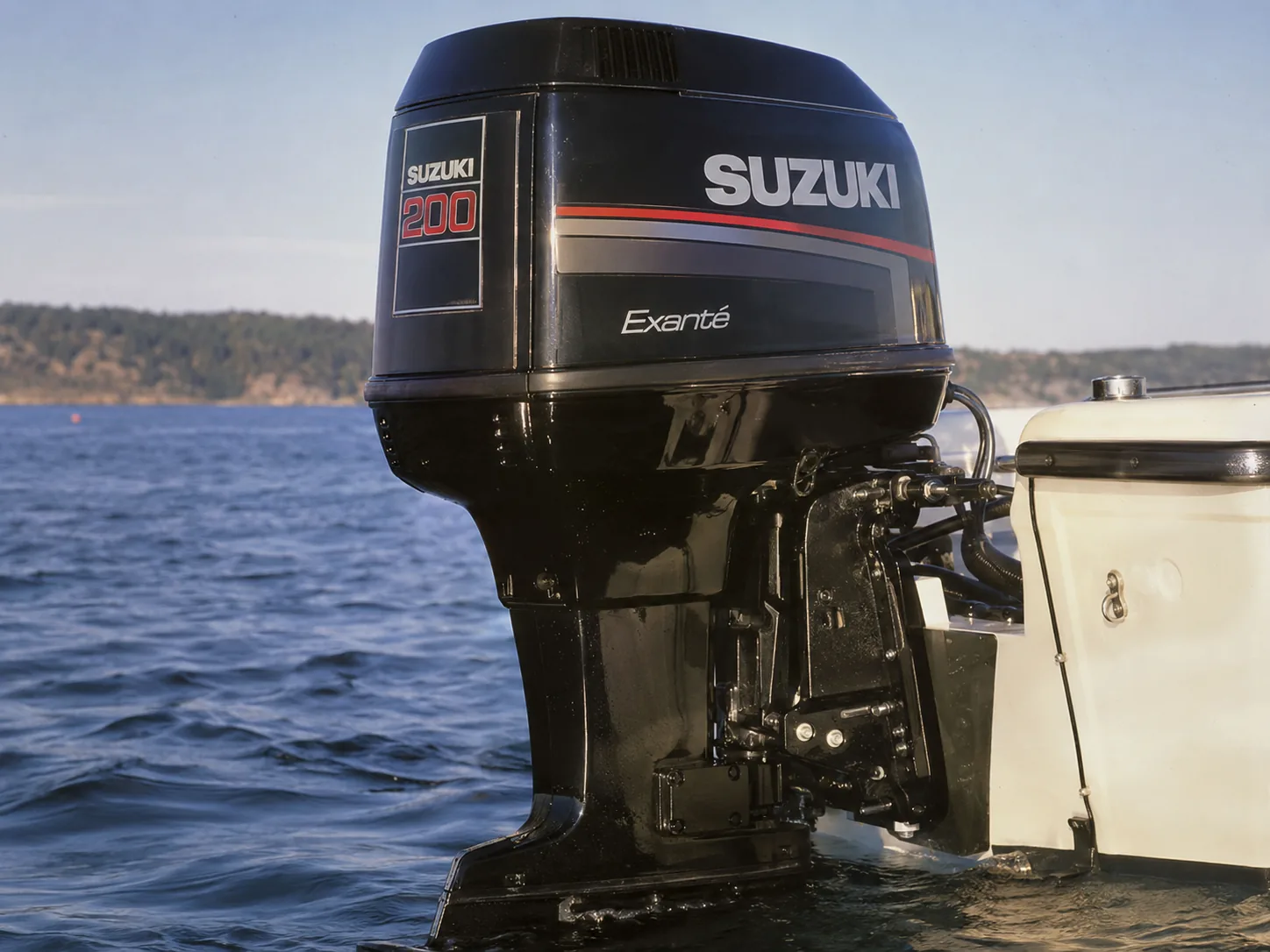 Иллюстрация подвесного мотора Suzuki DT200 Exanté