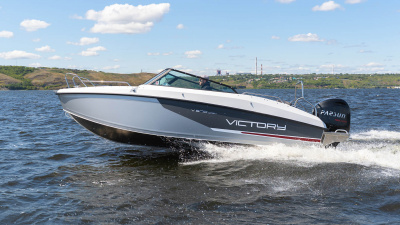 Комбинированная лодка Victory 570 Open (2026) 