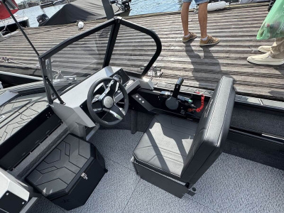 Моторная лодка Realcraft 470 NS NEO